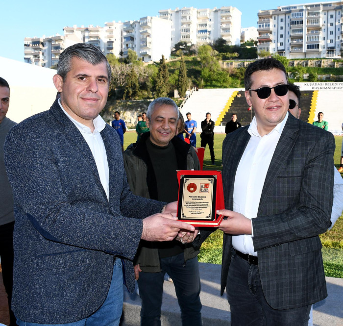 ŞAMPİYON KUŞADASI BELEDİYESİ 