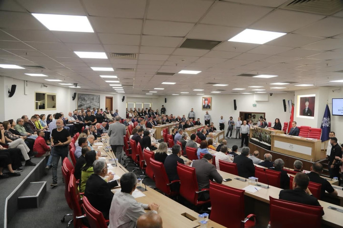 AYDIN BÜYÜKŞEHİR BELEDİYESİ’NİN YENİ DÖNEM İLK MECLİS TOPLANTISI GERÇEKLEŞTİ