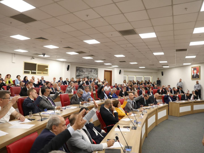 AYDIN BÜYÜKŞEHİR BELEDİYESİ’NİN YENİ DÖNEM İLK MECLİS TOPLANTISI GERÇEKLEŞTİ