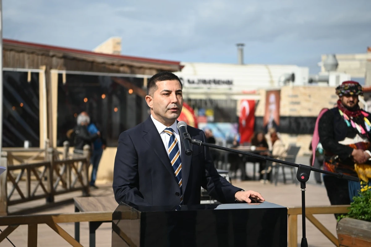 ATAT&Uuml;RK&rsquo;&Uuml;N KUŞADASI&rsquo;NA GELİŞİNİN 102&rsquo;İNCİ YIL D&Ouml;N&Uuml;M&Uuml; COŞKUYLA KUTLANDI