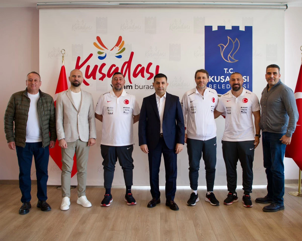 AY-YILDIZLI EKİBİMİZDEN BAŞKAN &Ouml;MER G&Uuml;NEL&rsquo;E TEŞEKK&Uuml;R 