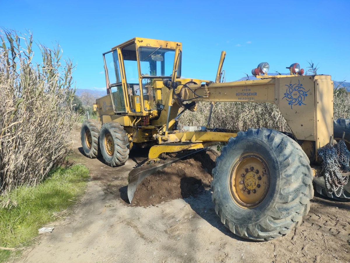 AYDIN&rsquo;IN ULAŞIM ALTYAPISI BAŞKAN &Ccedil;ER&Ccedil;İOĞLU&rsquo;NUN &Ccedil;ALIŞMALARI İLE G&Uuml;&Ccedil;LENİYOR