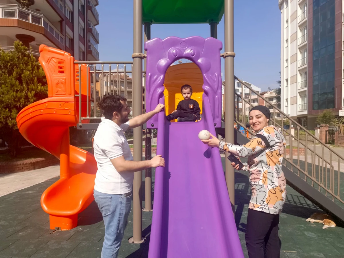 BAŞKAN ANIL YETİŞKİN İLE EFELER&rsquo;İN PARKLARI DAHA G&Uuml;VENLİ DAHA KONFORLU