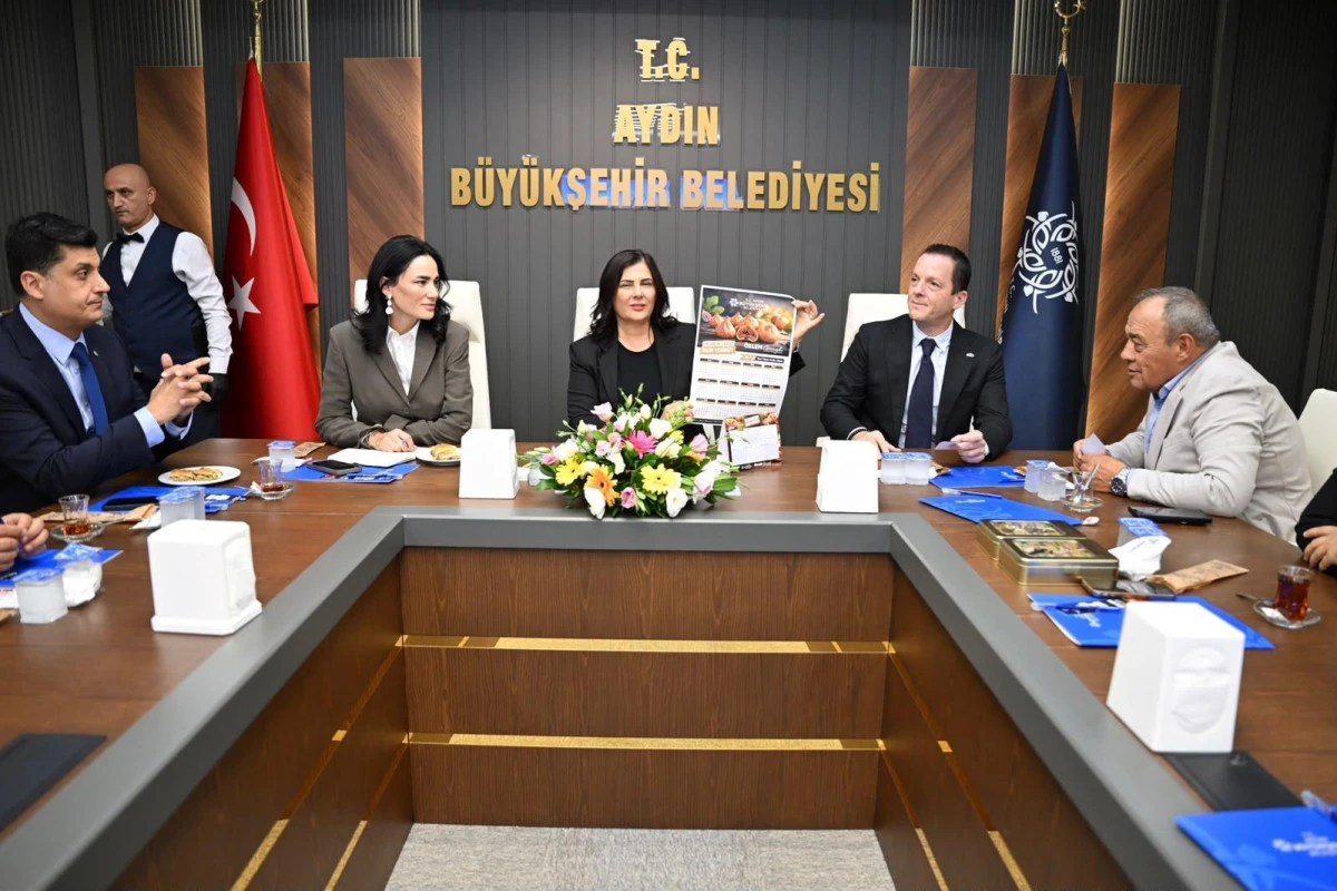 BAŞKAN &Ccedil;ER&Ccedil;İOĞLU İNCİR İHRACAT&Ccedil;ILARI İLE BULUŞTU