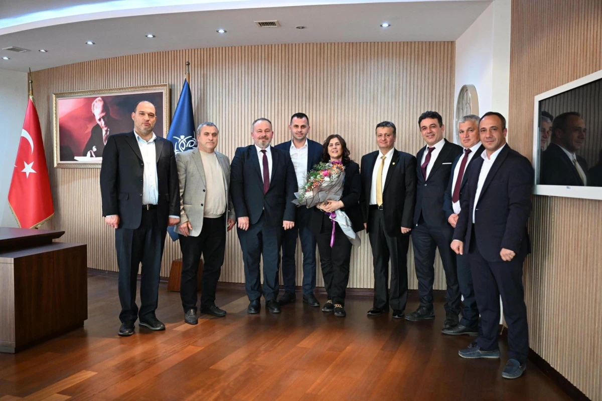 BAŞKAN &Ccedil;ER&Ccedil;İOĞLU&rsquo;NA NAZİLLİ ŞOF&Ouml;RLER VE OTOMOBİLCİLER ODASI&rsquo;NDAN ZİYARET