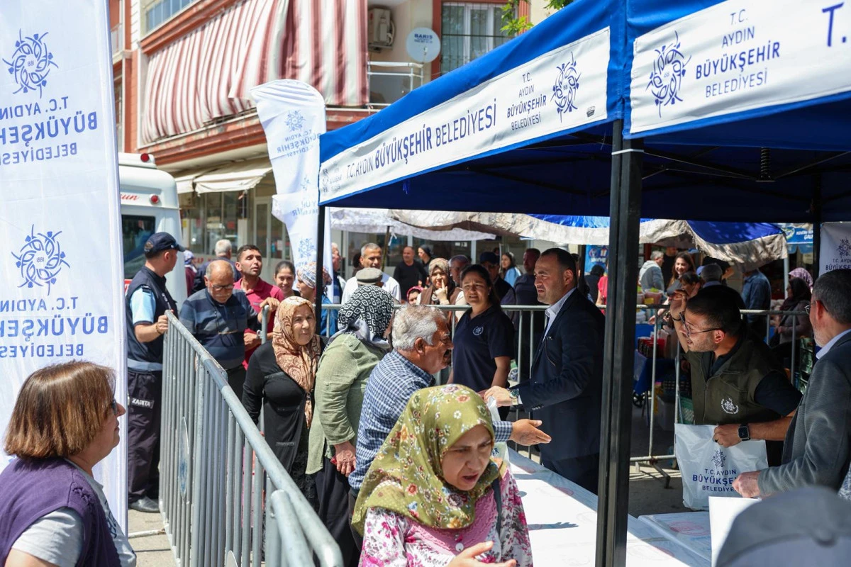 BAŞKAN &Ccedil;ER&Ccedil;İOĞLU&rsquo;NUN &Ouml;NC&Uuml;L&Uuml;Ğ&Uuml;NDE ATA TOHUMLARINDAN  &Uuml;RETİLEN FİDELER VATANDAŞLARLA BULUŞUYOR