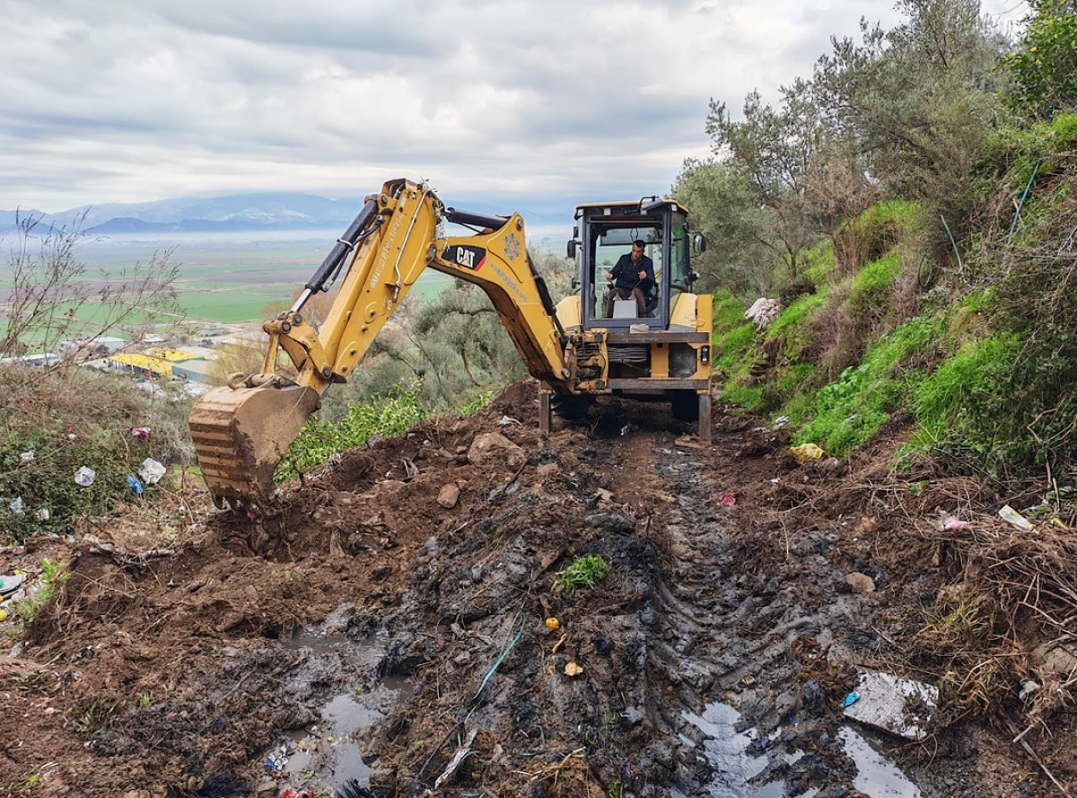 BAŞKAN &Ccedil;ER&Ccedil;İOĞLU&rsquo;NUN &Ouml;NC&Uuml;L&Uuml;Ğ&Uuml;NDE AYDIN&rsquo;IN D&Ouml;RT BİR YANINDA &Ccedil;ALIŞMALAR S&Uuml;R&Uuml;YOR