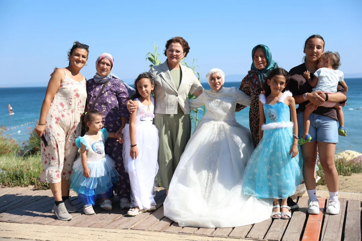 BAŞKAN HATİCE GEN&Ccedil;AY: &ldquo;BİR TEBESS&Uuml;ME VESİLE OLABİLMEK EN B&Uuml;Y&Uuml;K MUTLULUK&hellip;&rdquo;