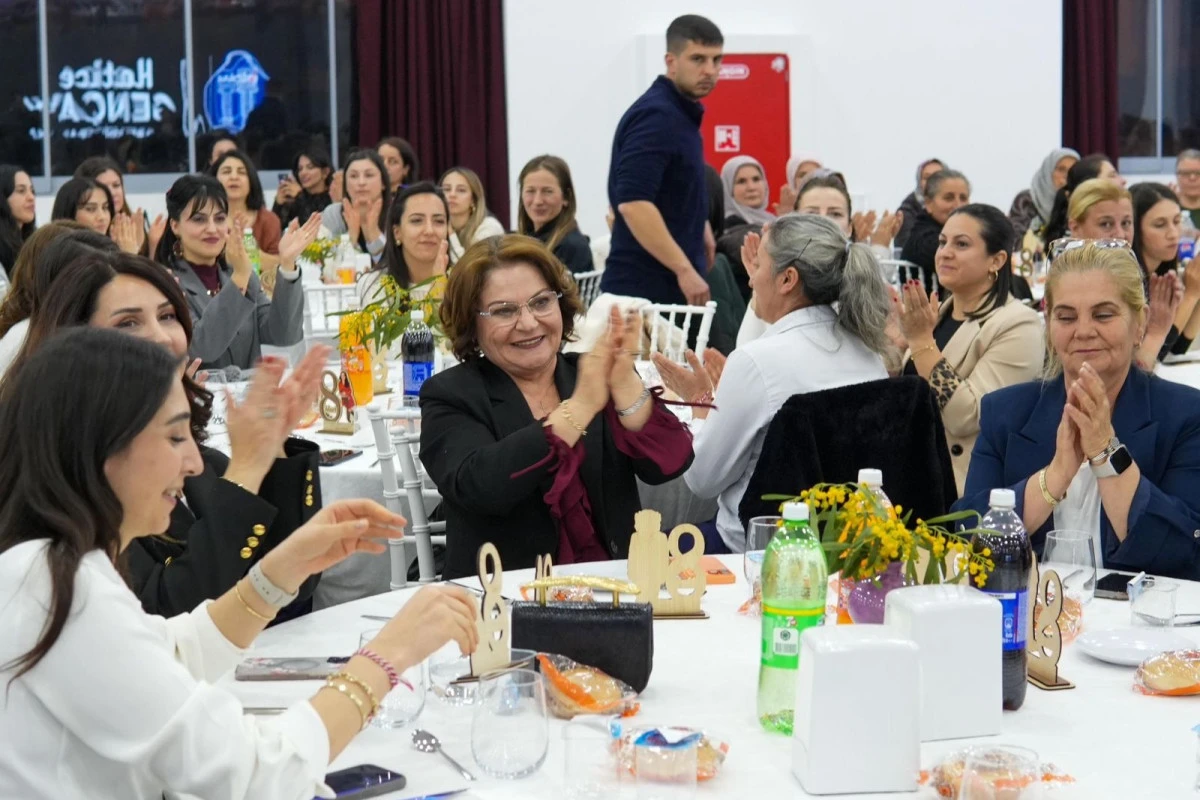 BAŞKAN HATİCE GEN&Ccedil;AY: &ldquo;KADINLARIN EMEĞİ VE DAYANIŞMASI EN B&Uuml;Y&Uuml;K DEĞERİMİZ&rdquo;