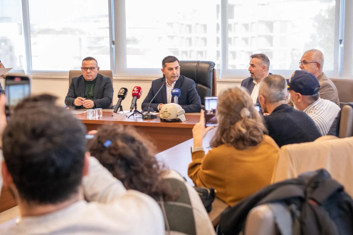 BAŞKAN &Ouml;MER G&Uuml;NEL: &ldquo;B&Uuml;T&Ccedil;EDEN ALDIĞI PAY DEV, &Uuml;RETTİĞİ HİZMET C&Uuml;CE&rdquo;