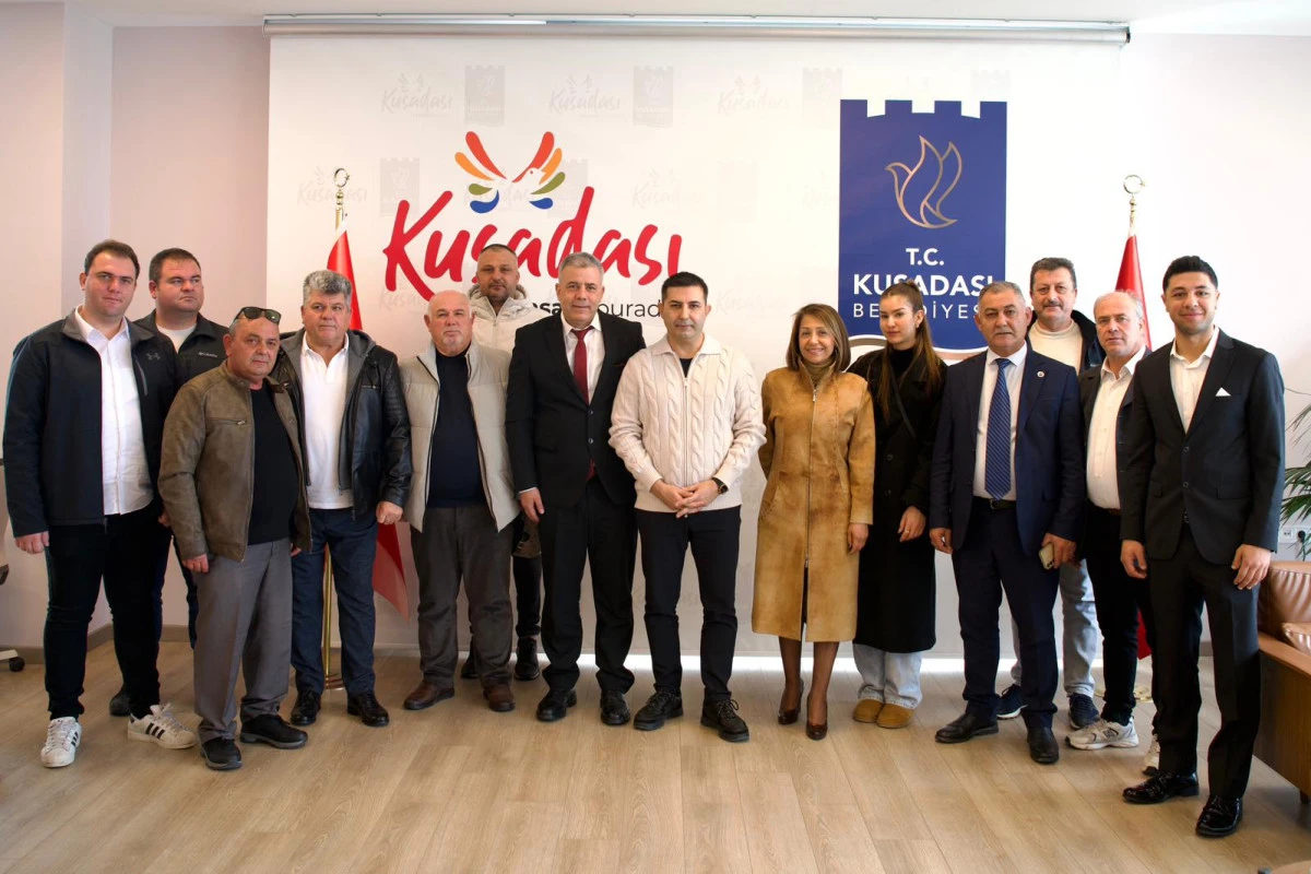 BAŞKAN &Ouml;MER G&Uuml;NEL: &ldquo;HER ADAYA EŞİT MESAFEDEYİM&rdquo;