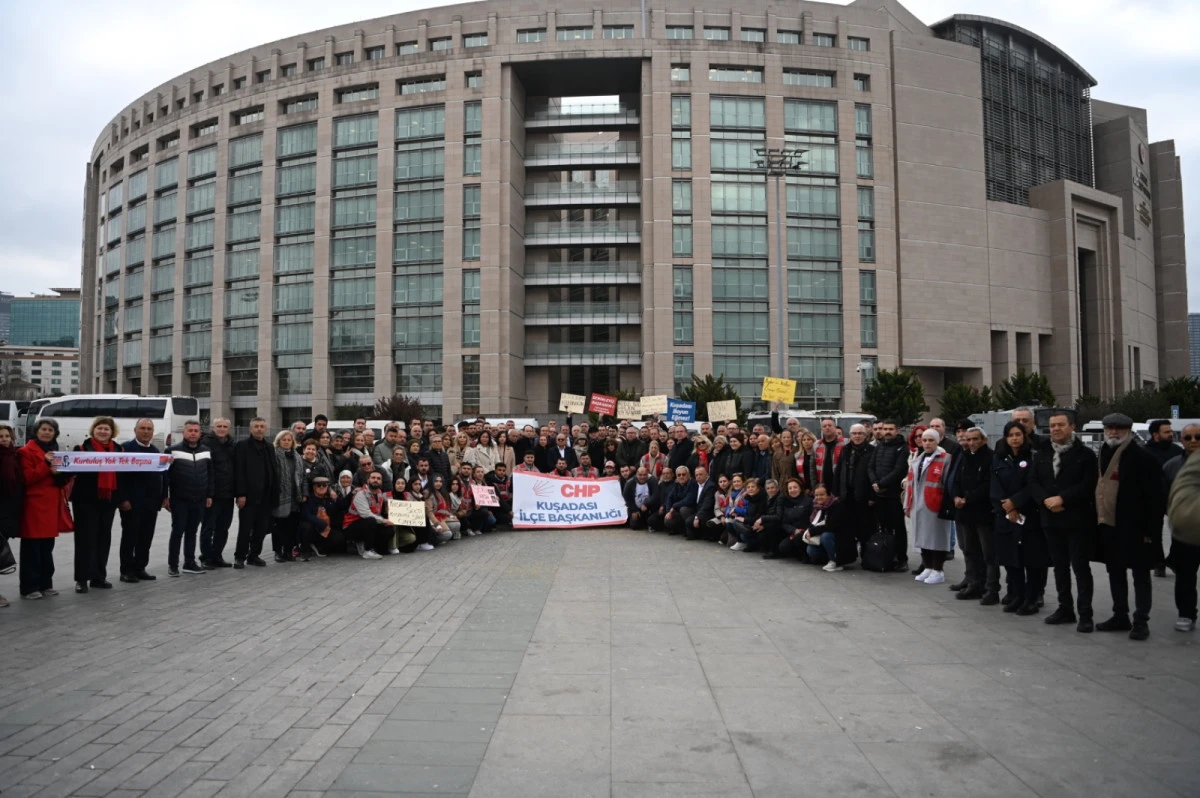BAŞKAN &Ouml;MER G&Uuml;NEL&rsquo;E &Ccedil;AĞLAYAN ADLİYESİ &Ouml;N&Uuml;NDE G&Uuml;&Ccedil;L&Uuml; DESTEK