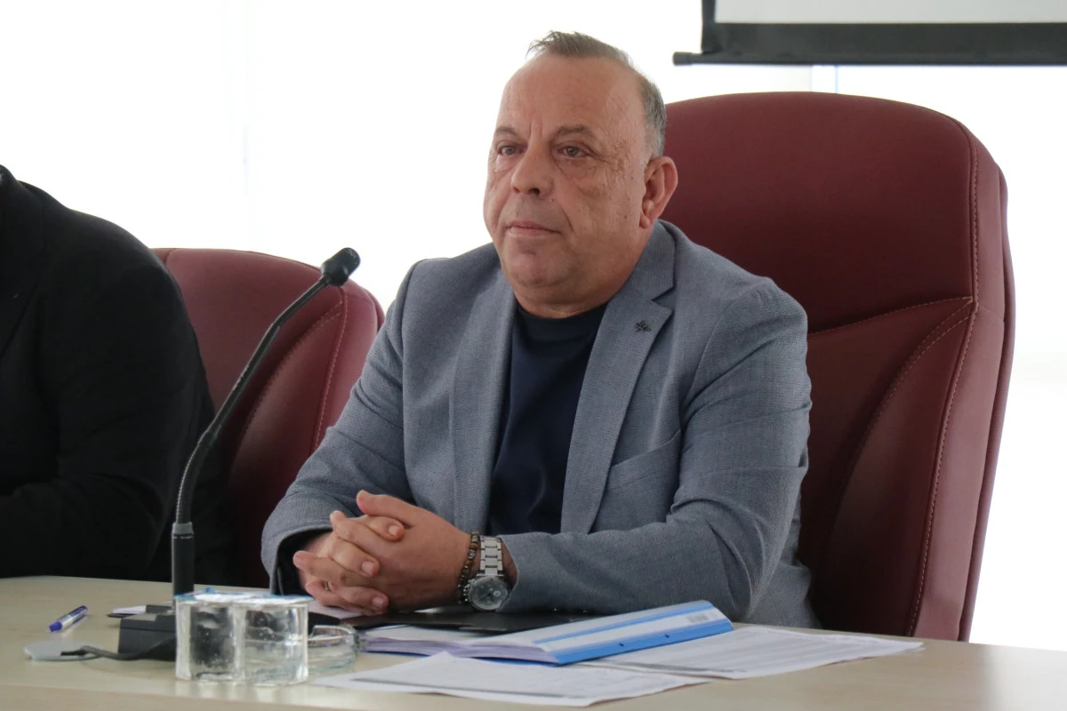 Başkan &Ouml;zel&rsquo;den Okullardaki Saldırılara Tepki: &ldquo;Somut Adımlar Atılmalı&rdquo;