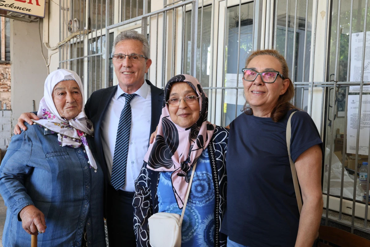 Başkan Tetik G&uuml;zelk&ouml;y&rsquo;de vatandaşlarla buluştu