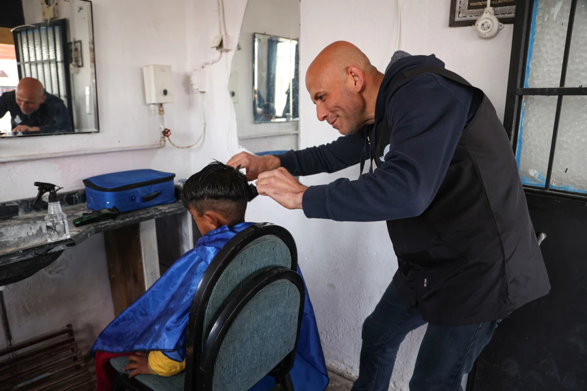 BAŞKAN YETİŞKİN &Ccedil;OCUKLARIN BAYRAM HEYECANINA ORTAK OLDU