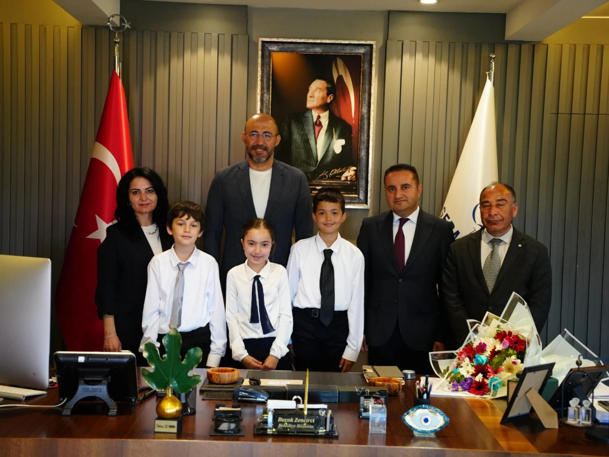 BAŞKAN ZENCİRCİ KOLTUĞU DA YETKİYİ DE &Ccedil;OCUKLARA DEVRETTİ