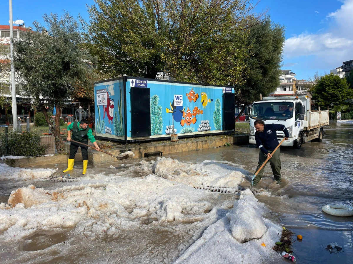 Büyükşehir Belediyesi Sahada Görünmedi: Yağışta Müdahaleyi Didim Belediyesi Üstlendi