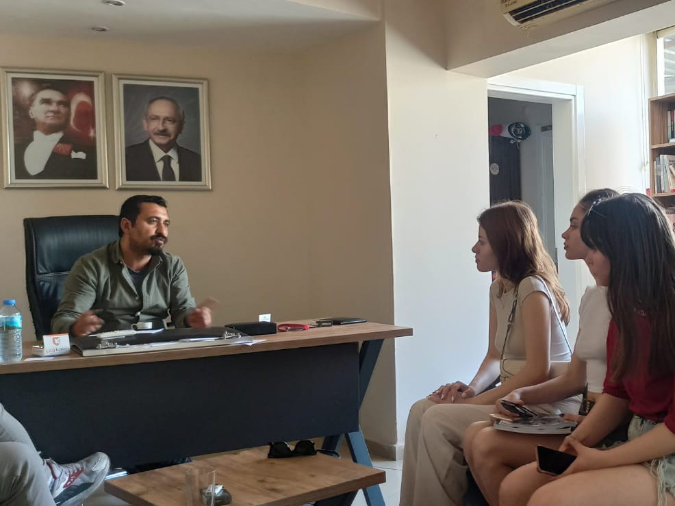 CHP AYDIN İL GENÇLİK KOLLARI, OY KULLANMAK İSTEYEN ÖĞRENCİLER İÇİN HAREKETE GEÇTİ