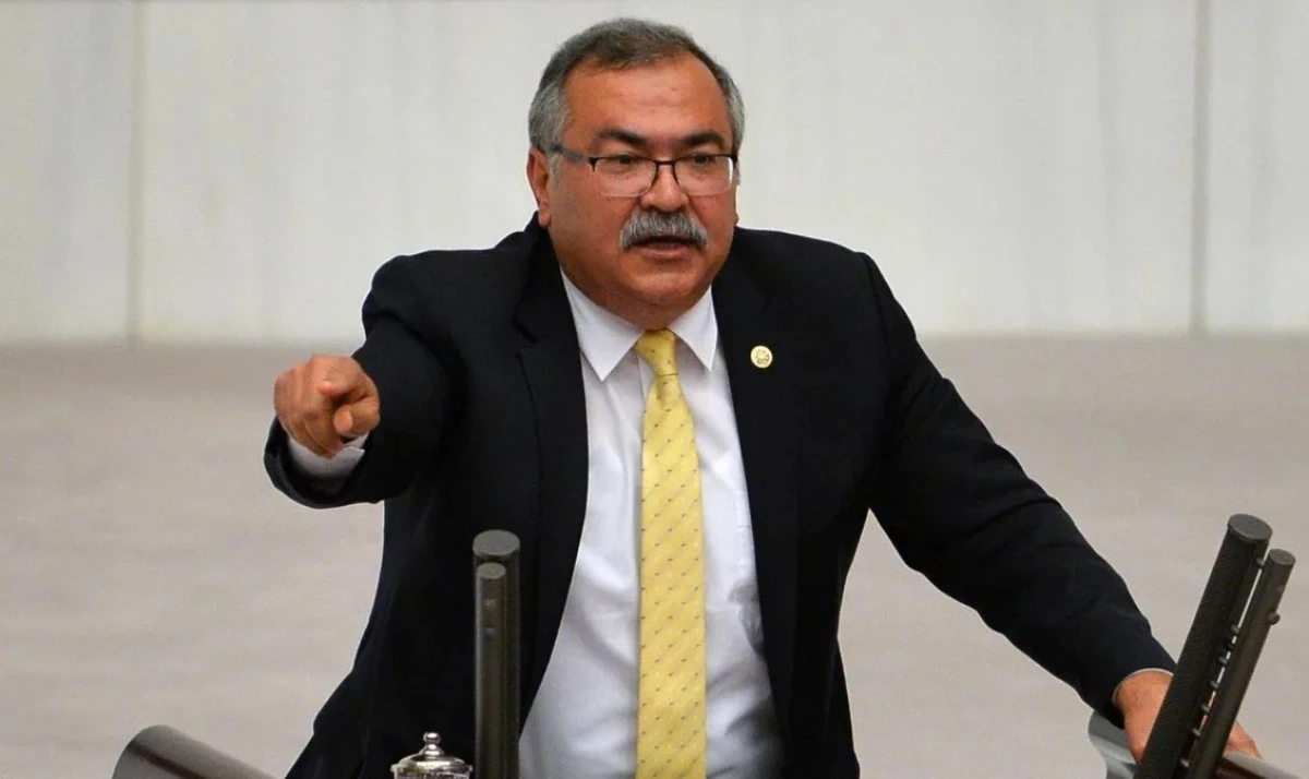 CHP&rsquo;li B&uuml;lb&uuml;l&rsquo;den Denizli Mitinginde Sert &Ccedil;ıkış: &ldquo;Aydın&rsquo;da Y&uuml;zde 70 &Ouml;zlem &Ccedil;er&ccedil;ioğlu&rsquo;nu İstemiyor, Sandık İstiyoruz&rdquo;