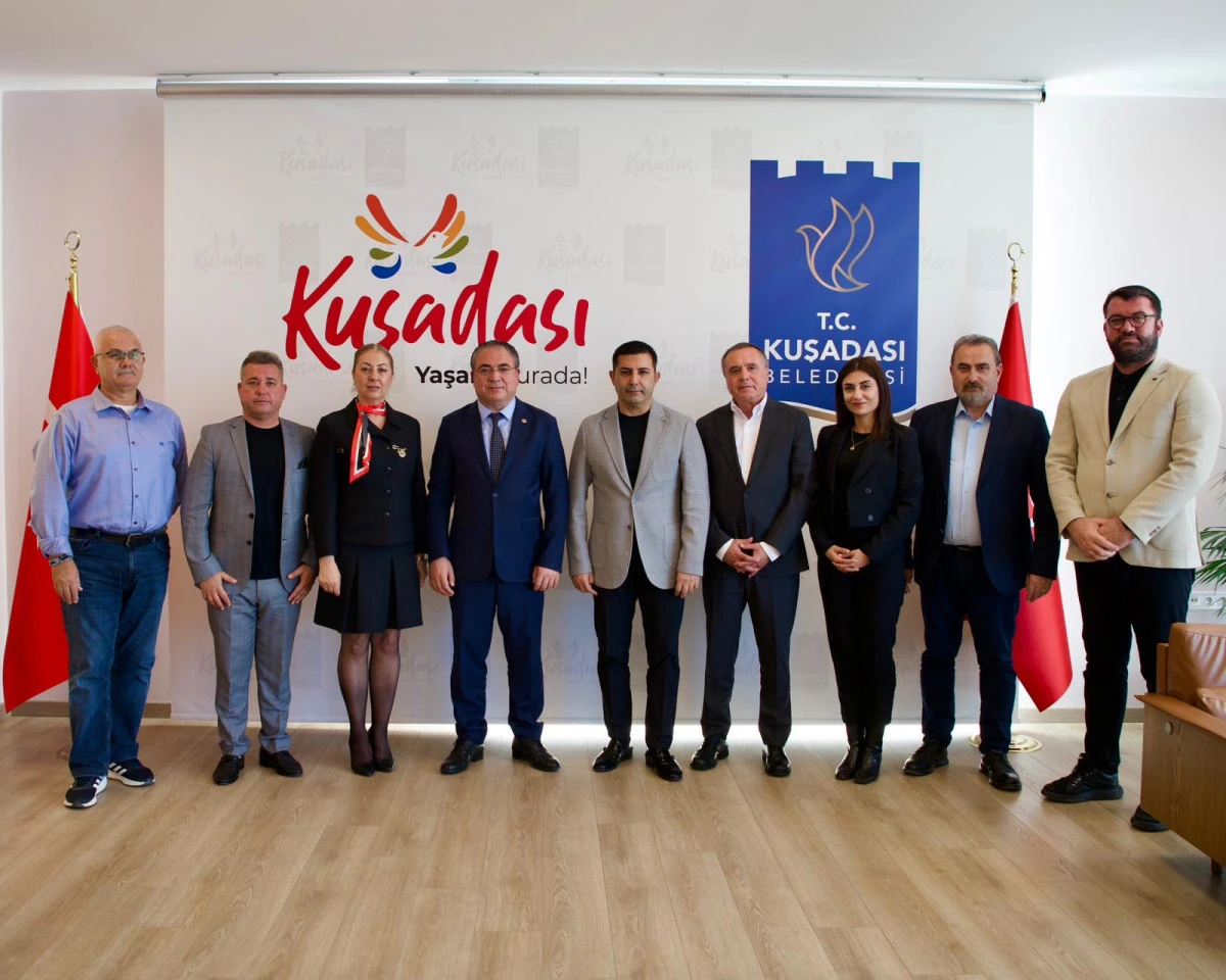 CHP’li Evrim Karakoz Kuşadası’ndan Sert çıktı