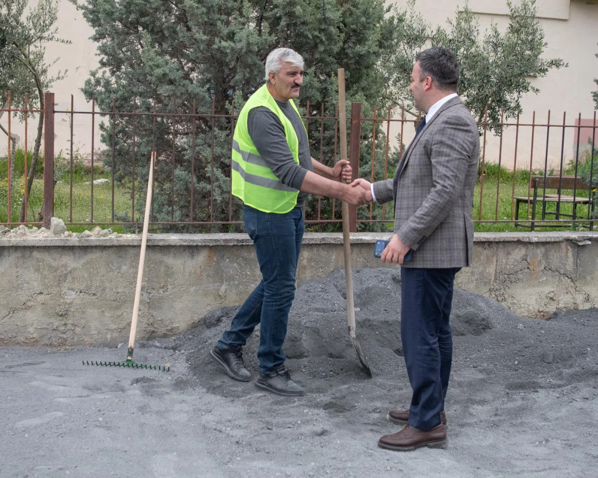 DEĞİRMENDERE&rsquo;DE YOL &Ccedil;ALIŞMALARI YERİNDE İNCELENDİ