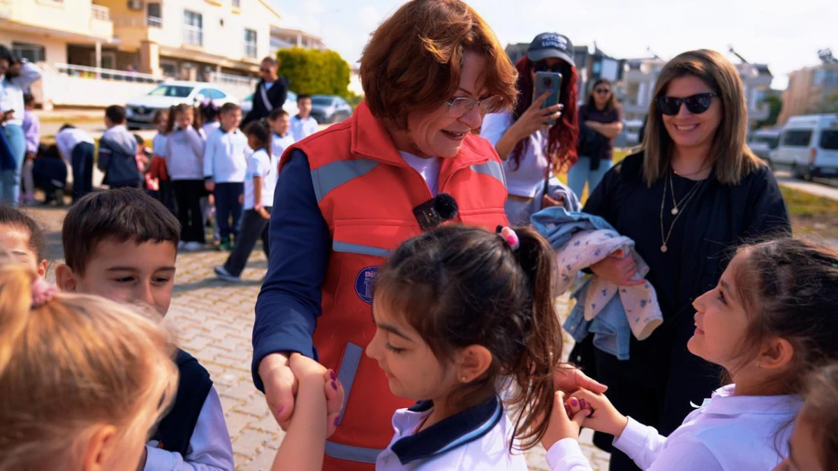 DİDİM BELEDİYESİ AĞA&Ccedil; DİKME ETKİNLİĞİ İLE &Ouml;ĞRENCİLERE &Ccedil;EVRE BİLİNCİ KAZANDIRIYOR