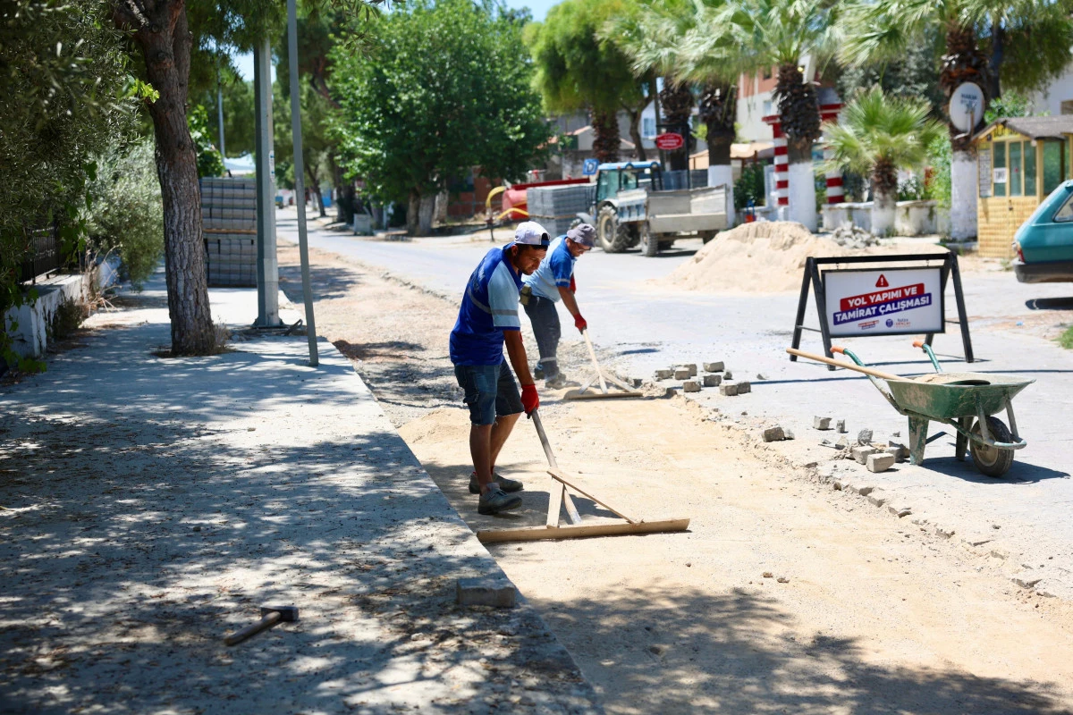 DİDİM BELEDİYESİ BALAT MAHALLESİ&rsquo;NDE TAŞ D&Ouml;ŞEME &Ccedil;ALIŞMALARINI S&Uuml;RD&Uuml;R&Uuml;YOR