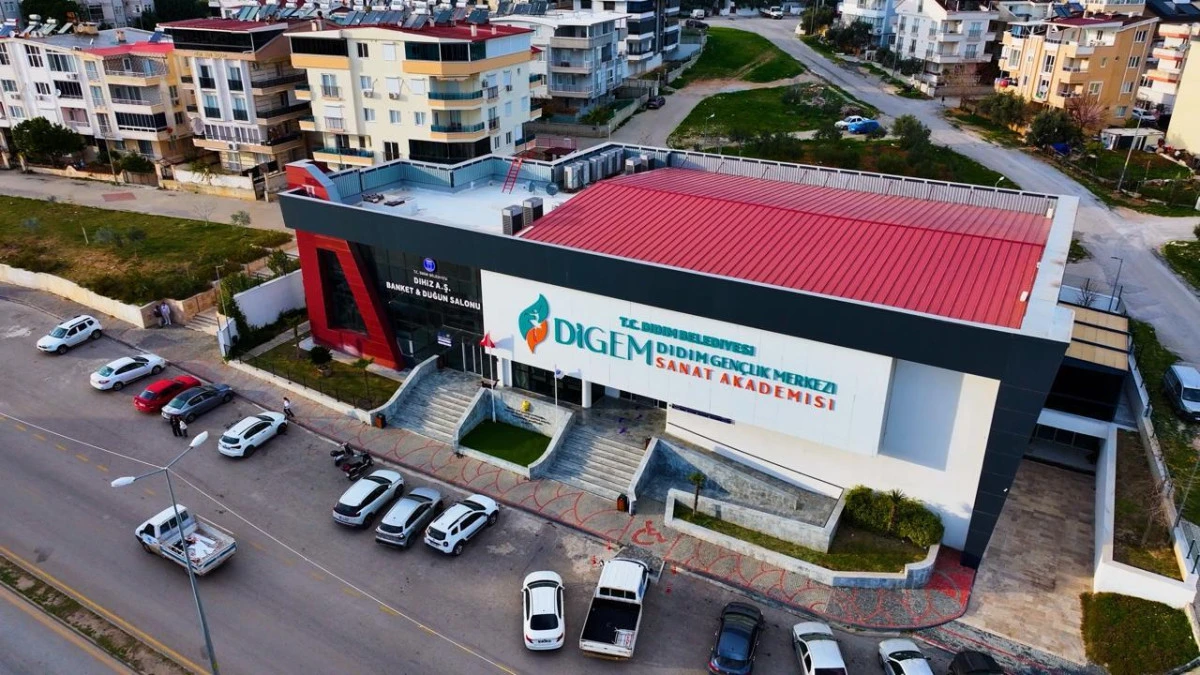 DİDİM BELEDİYESİ K&Uuml;LT&Uuml;REL VE SANATSAL &Ccedil;ALIŞMALARIYLA &Ouml;NE &Ccedil;IKMAYA DEVAM EDİYOR