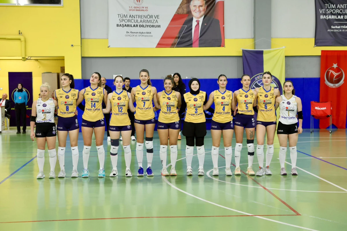 DİDİM SAHASINDA VOLEYBOL Ş&Ouml;LENİ: 3&ndash;0