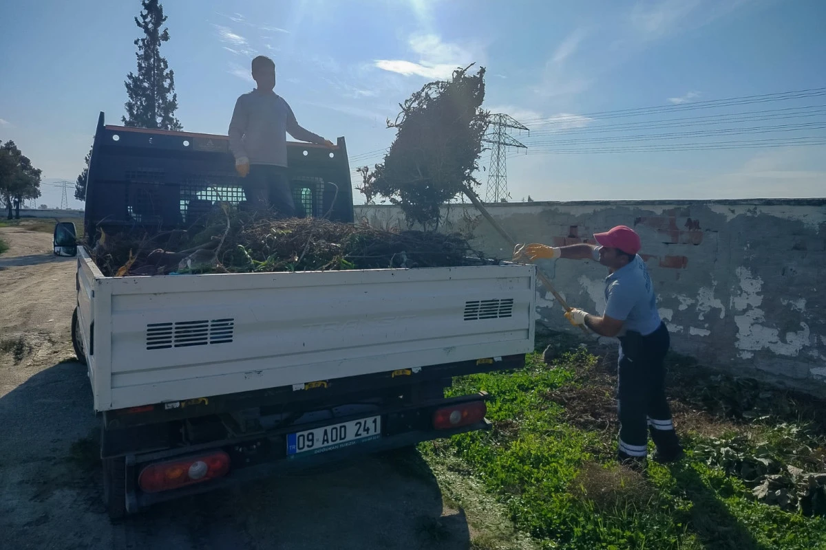 EFELER’İN EKİPLERİ MEZARLIKLARDAKİ ÇALIŞMALARINA DEVAM EDİYOR