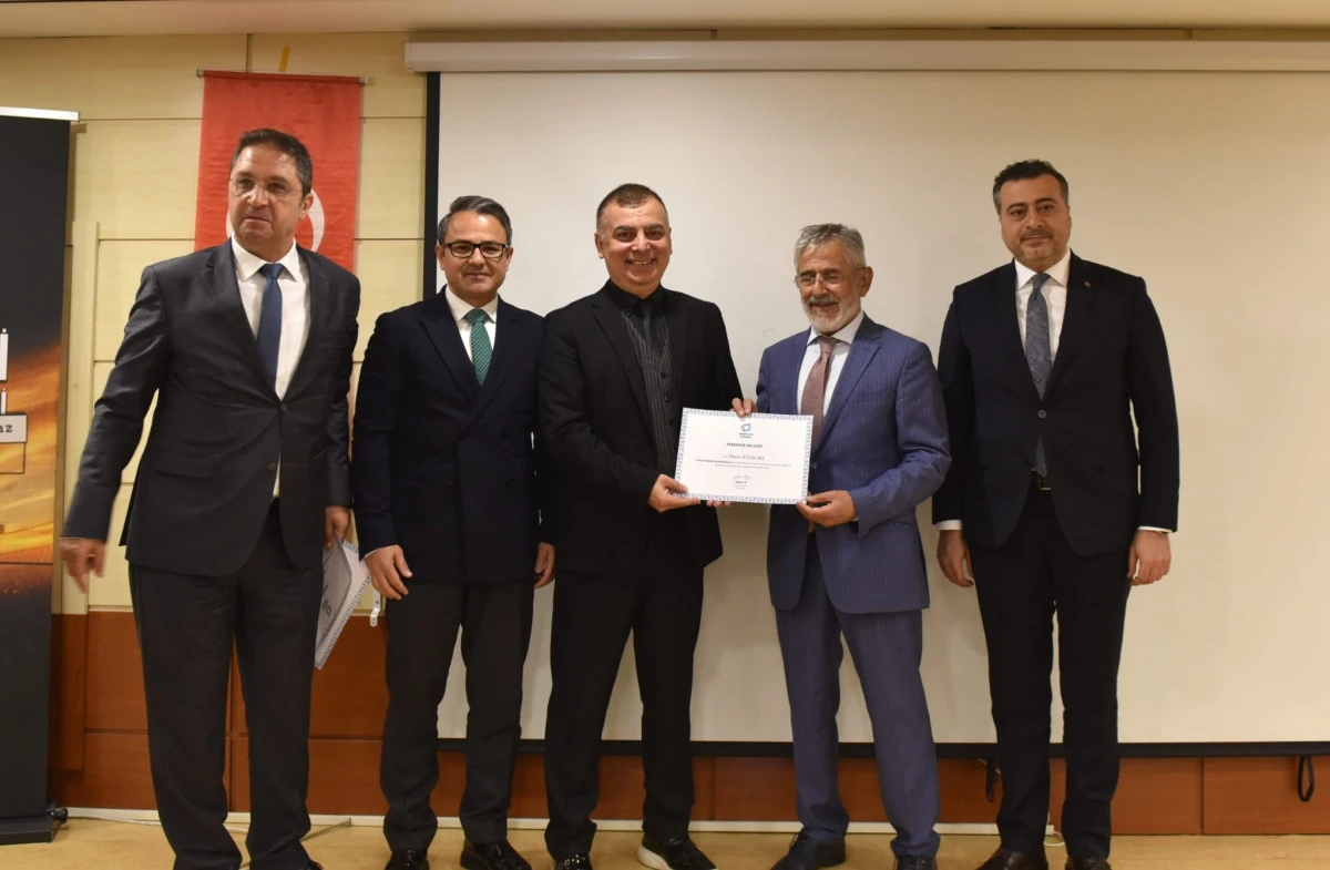 Gen&ccedil; iletişimciler 15 Temmuz ruhunu manşetlere taşıdı.