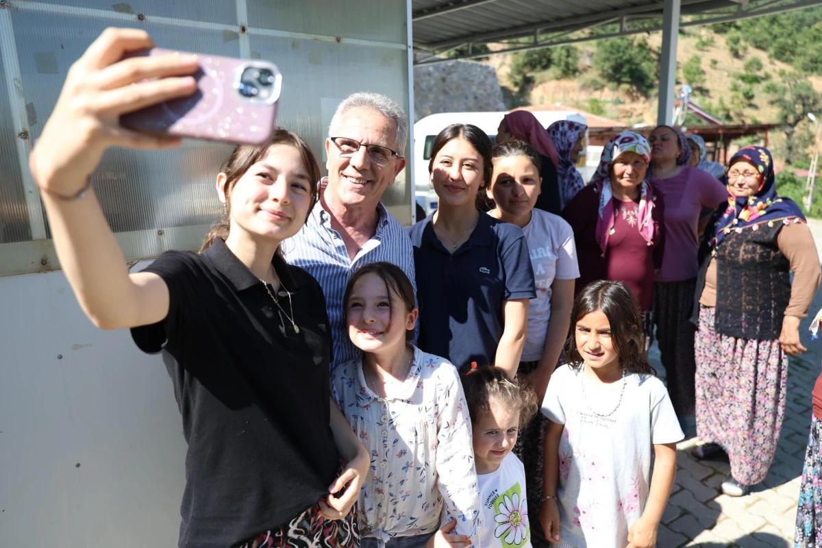 Karahallı&rsquo;da Ertuğrul Tetik&rsquo;e Sevgi Seli