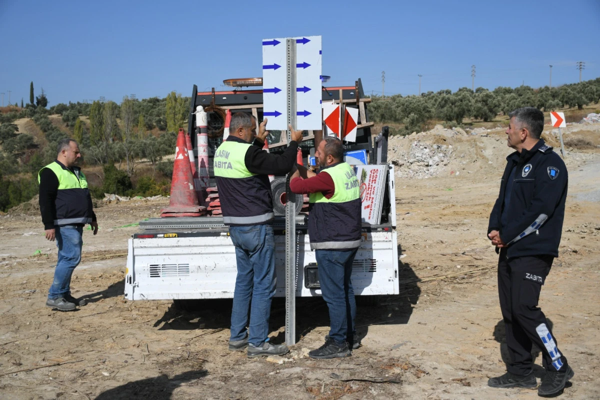 KUŞADASI BELEDİYESİ&rsquo;NDEN KA&Ccedil;AK MOLOZ D&Ouml;K&Uuml;M&Uuml;NE KARŞI SEFERBERLİK