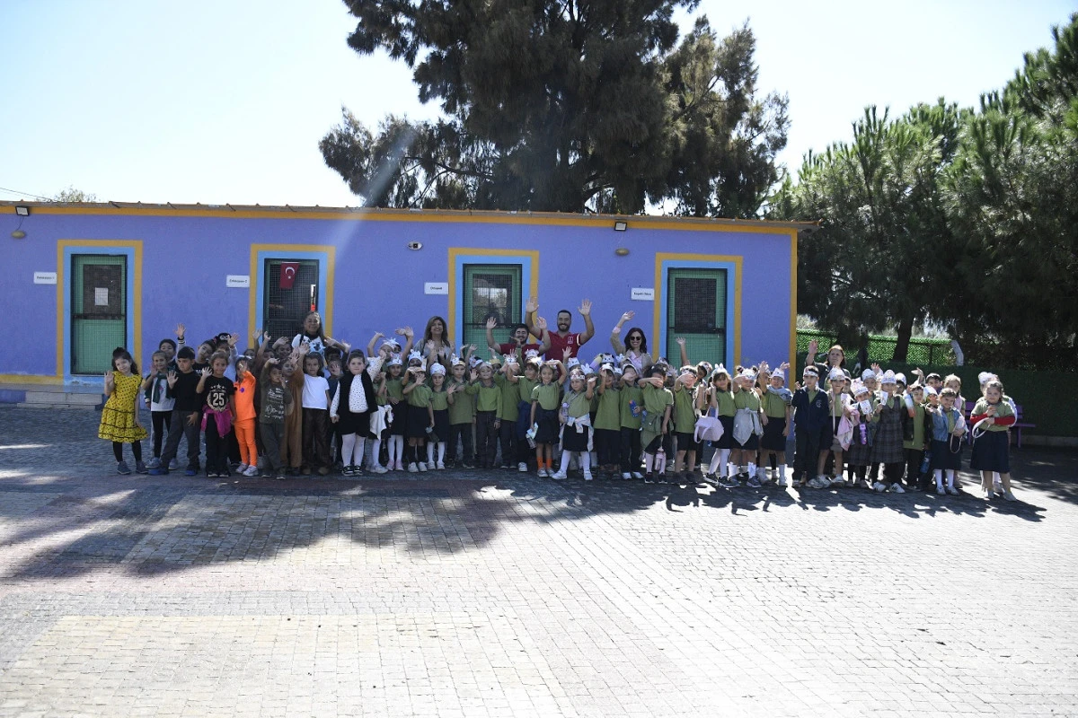KUŞADASI&rsquo;NDA &Ouml;ĞRENCİLERDEN CAN DOSTLARA ANLAMLI ZİYARET