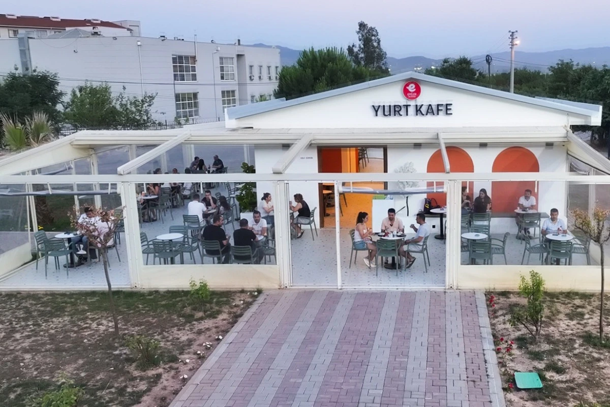 &Uuml;NİVERSİTELİLERİN G&Ouml;ZDE MEKANI YURT KAFE&rsquo;YE YOĞUN İLGİ