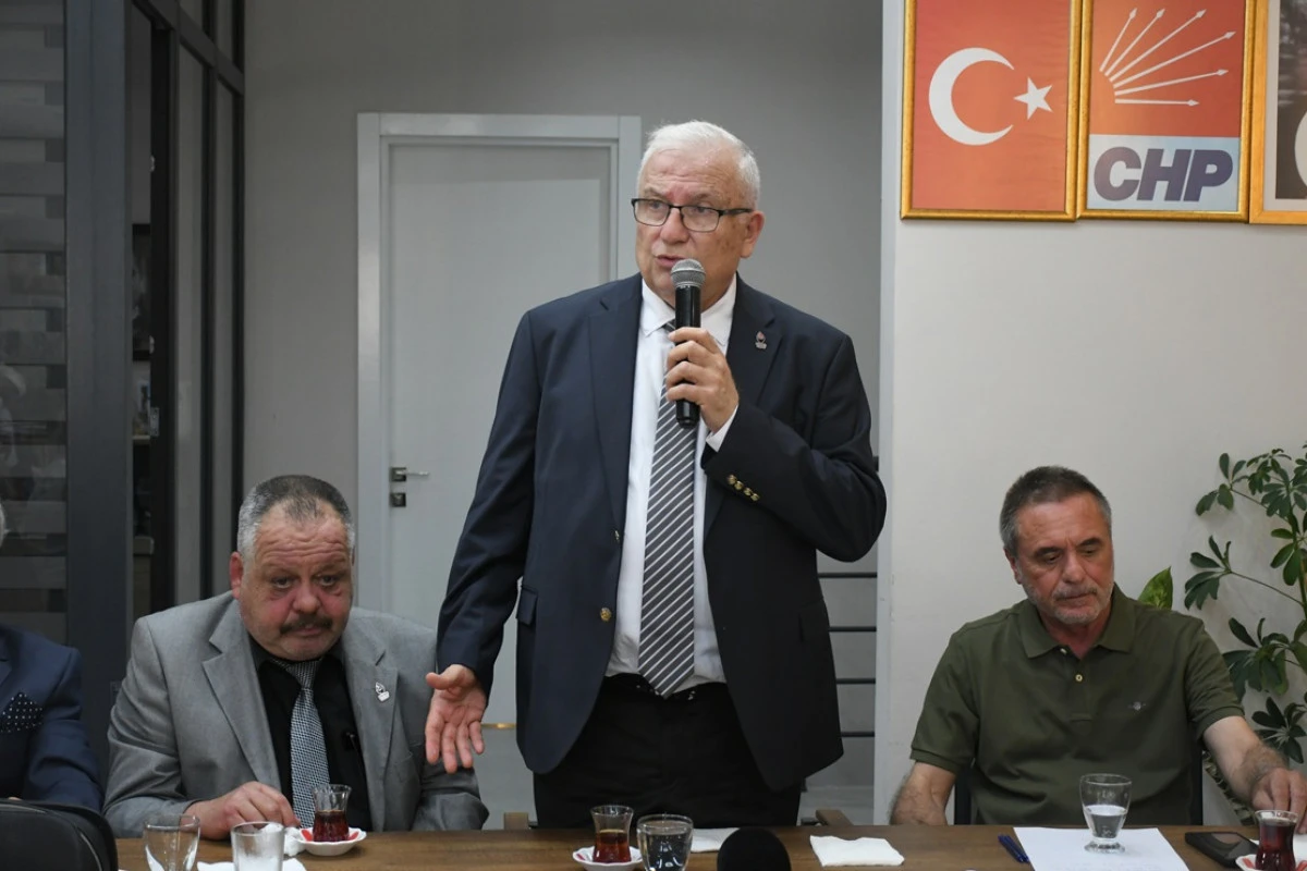 ZAFER PARTİSİ&rsquo;NDEN CHP KUŞADASI İL&Ccedil;E &Ouml;RG&Uuml;T&Uuml;NE DESTEK ZİYARETİ