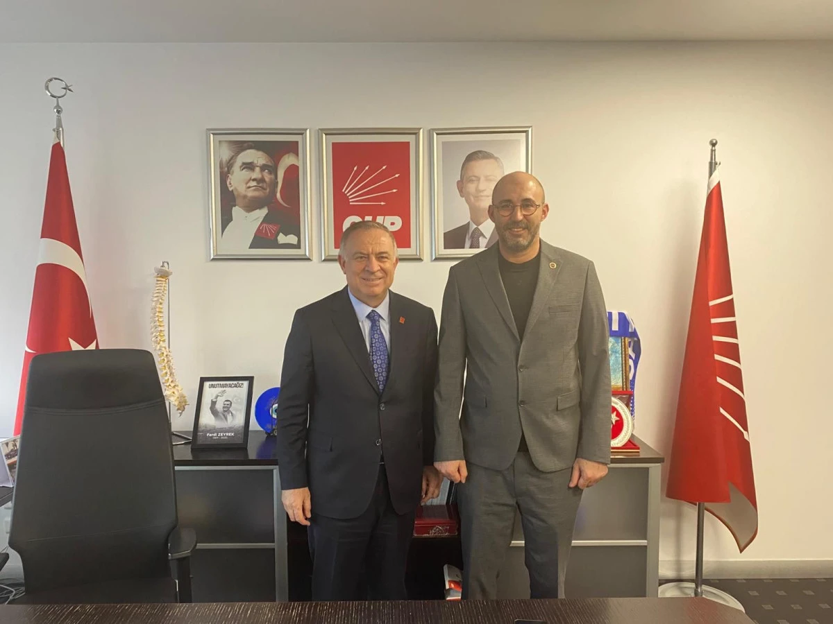 ZEYBEK&rsquo;TEN BAŞKAN ZENCİRCİ&rsquo;YE &Ouml;VG&Uuml; DOLU S&Ouml;ZLER